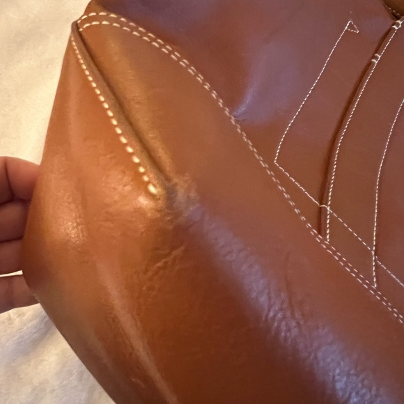 Great condition! Medium Montauk Tote in Rich Oak & $60 adjustable strap - Picture 7 of 16